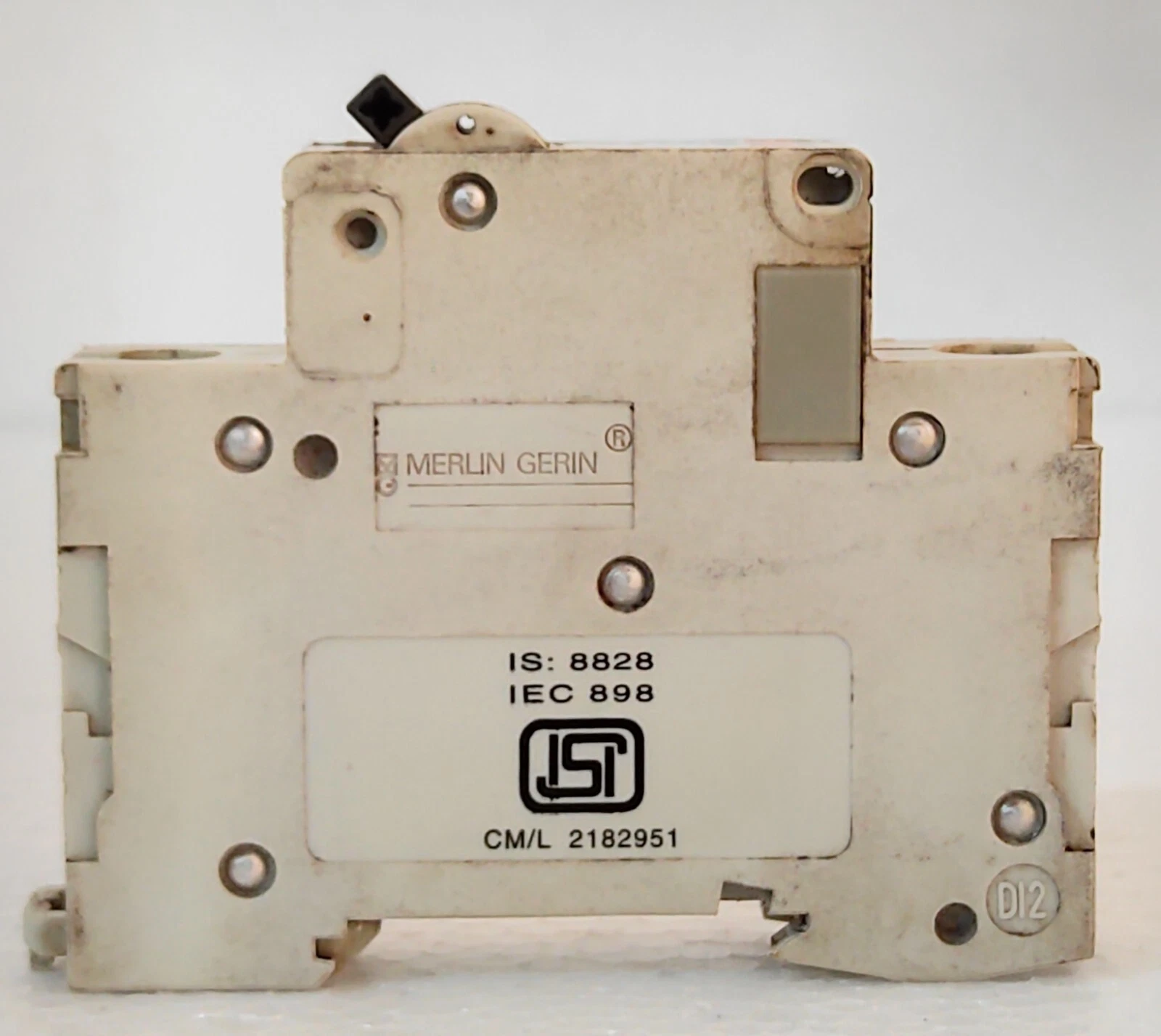 admin/uploads/uploads/merlin gerin multi c60h circuit breaker_2.webp